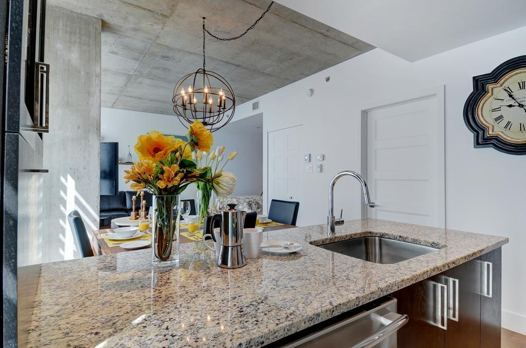 Апартаменты Les Immeubles Charlevoix - Le 760-406 Квебек Экстерьер фото
